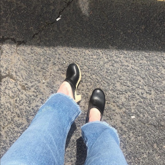 Reformation Wide Leg Crop Denim - Picture 4 of 4